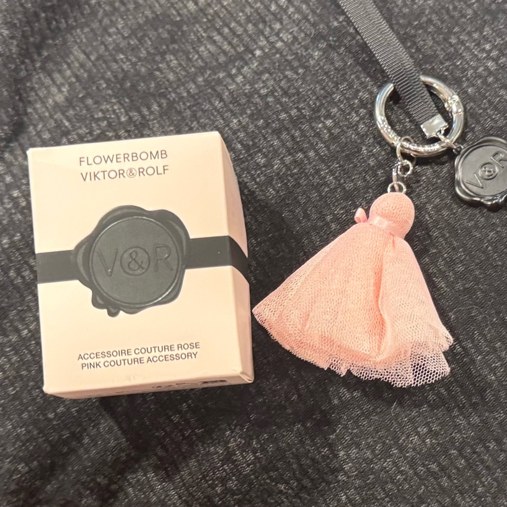 Viktor & Rolf Pink Couture Accessory